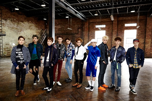 Gambar Foto EXO Saat Pembuatan Video Klip 'Call Me Baby'