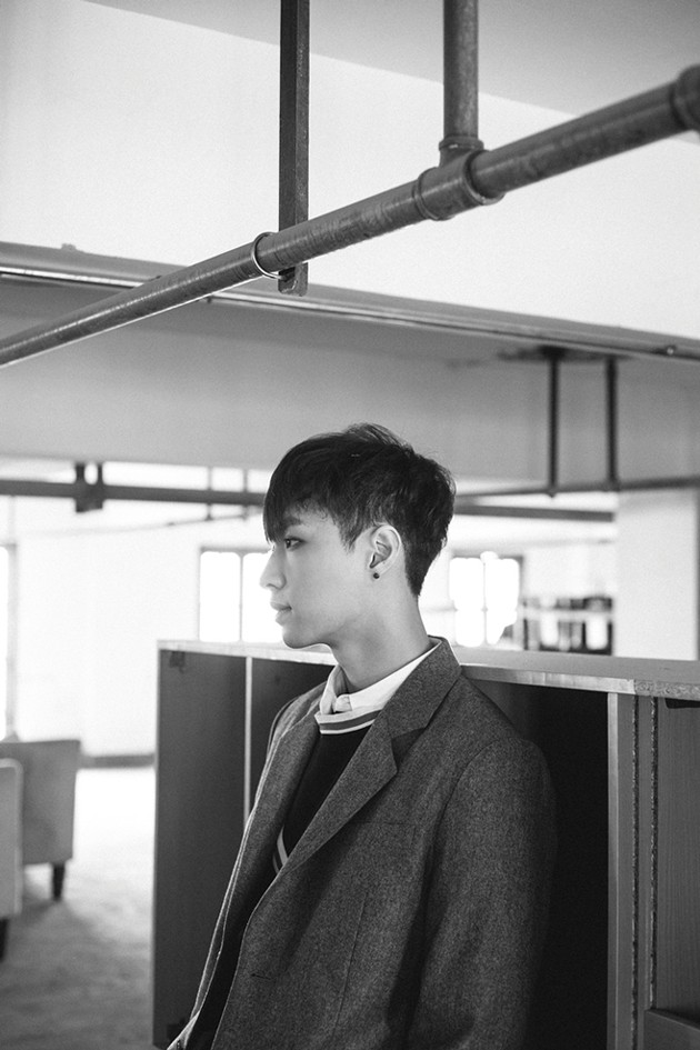 Gambar Foto Lay EXO di Teaser Album 'Exodus'