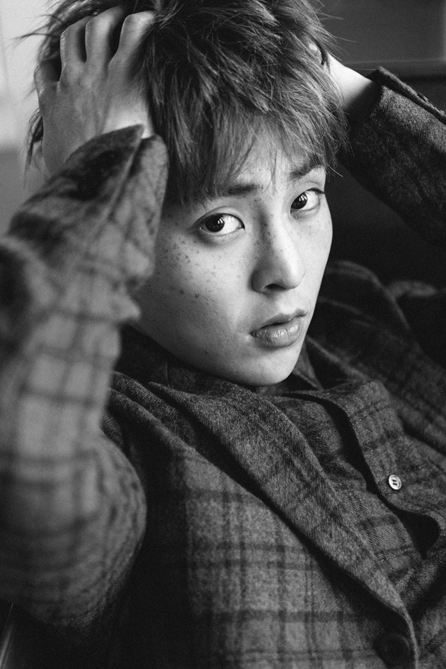 Gambar Foto Xiumin EXO di Teaser Album 'Exodus'