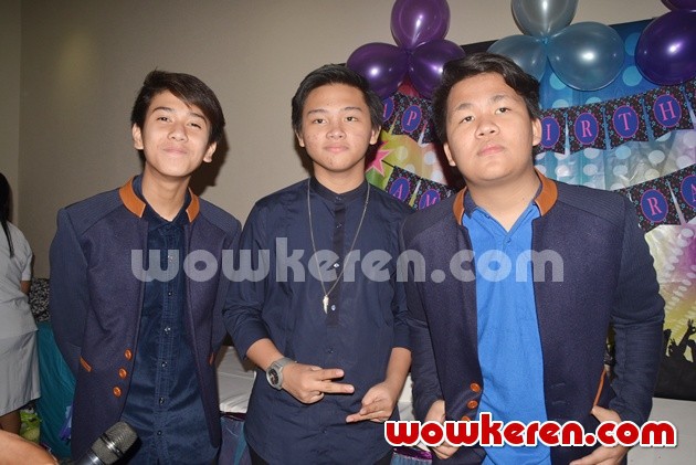 Gambar Foto CJR di Perayaan Ulang Tahun Anak-anak Andhika Pratama dan Ussy Sulistiawaty
