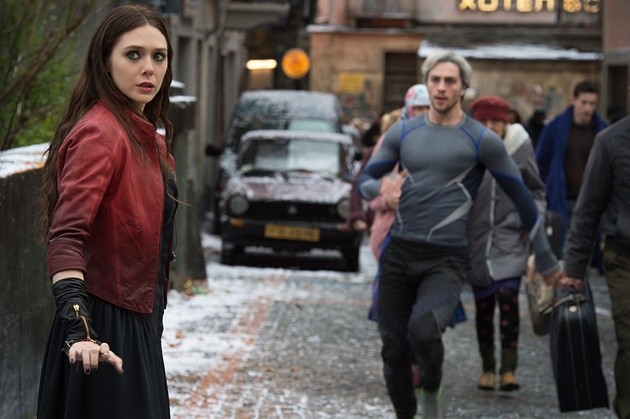 Gambar Foto Wanda Maximoff Alias  Scarlet Witch dan Pietro Maximoff Alias Quicksilver