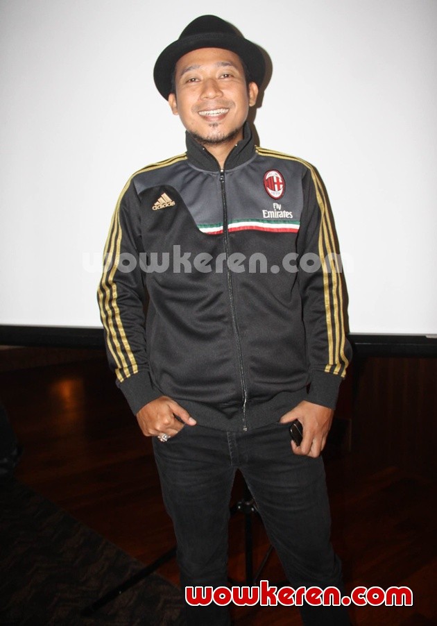Gambar Foto Denny Cagur di Konferensi Pers Program Baru Trans TV