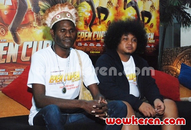 Gambar Foto Klemen Alwi Celo dan Babe Cabita di Press Screening Film 'Epen Cupen The Movie'