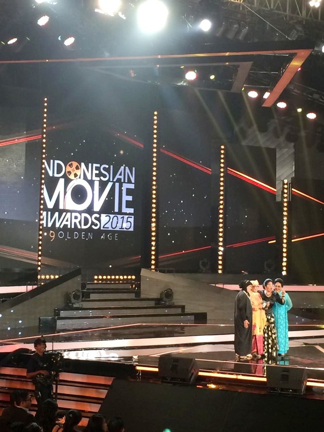 Gambar Foto Rina Hasyim, Mieke Wijaya, Nani Wijaya dan Connie Sutedja di Indonesian Movie Awards 2015