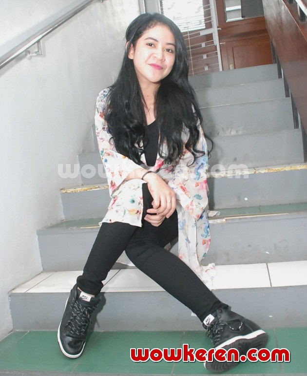 Gambar Foto Afril Rania di Syukuran Film 'Bumi Sambhara'