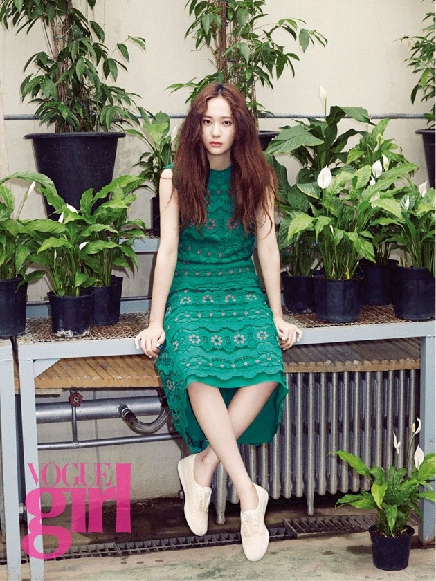Gambar Foto Krystal f(x) di Majalah Vogue Girl Edisi Mei 2015