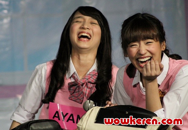 Gambar Foto Ayana dan Haruka di JKT48 School Live in Theater - Episode 1