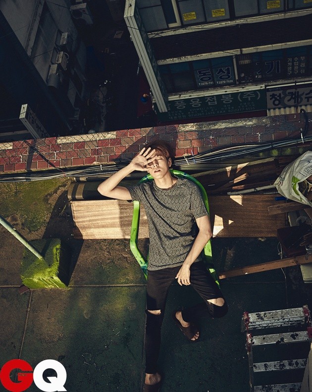 Gambar Foto Lee Hyun Woo di Majalah GQ Edisi Juli 2015