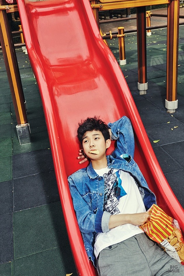 Gambar Foto Choi Woo Shik di Majalah The Big Issue Edisi Juni 2015