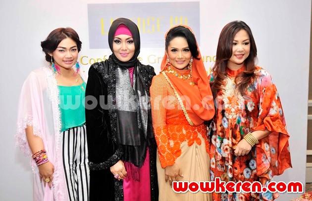 Gambar Foto Krisdayanti Saat Launching Lusense KD by Luthy