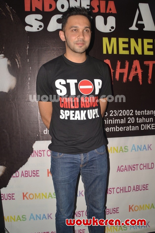 Teuku Zacky: Berita, Foto, Video, Lirik Lagu, Profil & Bio 