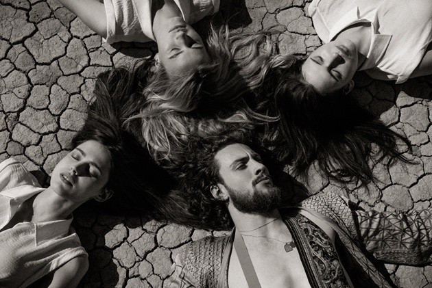 Gambar Foto Aaron Johnson di Majalah Flaunt Edisi Summer 2015