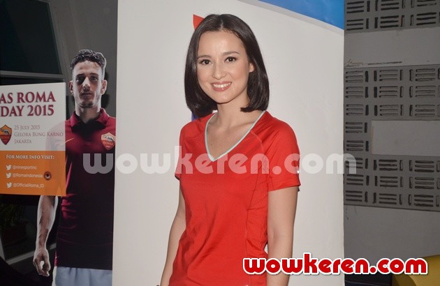 Gambar Foto Julie Estelle di Acara Jumpa Pers AS Roma Day 2015