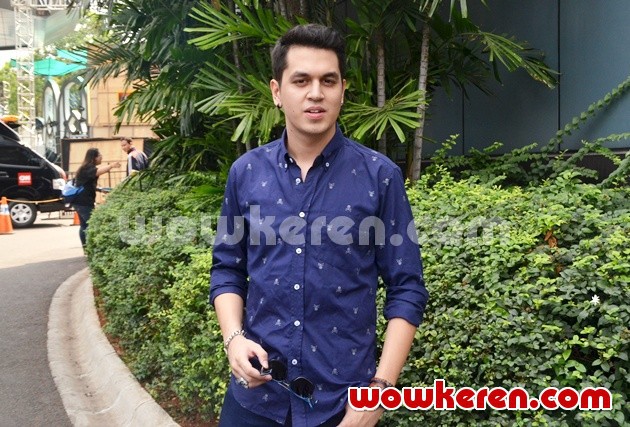 Gambar Foto Kevin Julio Usai Mengisi Program 'Rumpi'