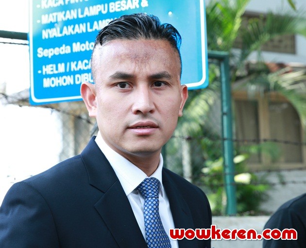 Gambar Foto Afrian Bondjol Akan Gugat KPK dan Melapor ke Mabes Polri