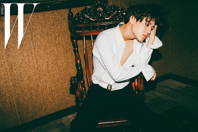 Gambar Foto Taemin SHINee Tampan di Majalah W Korea Edisi Agustus 201