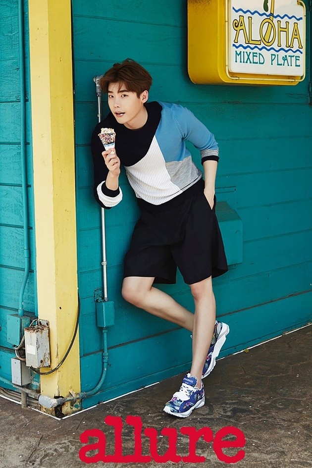Gambar Foto Lee Jong Suk di Majalah Allure Edisi Juni 2015