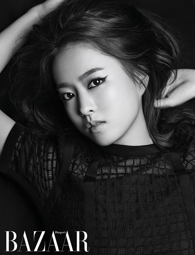 Gambar Foto Park Bo Young di Majalah Harper's Bazaar Korea Edisi Juni 2015
