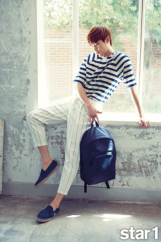 Gambar Foto Lee Jong Suk di Majalah @Star1 Edisi Juli 2015
