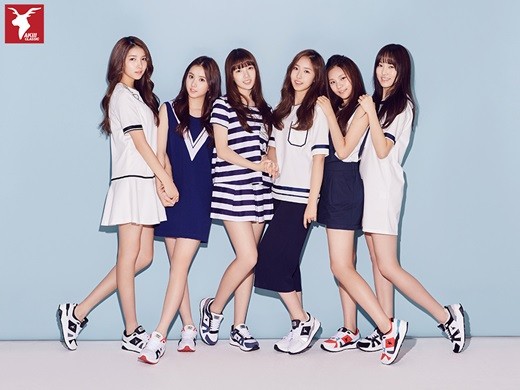 Gambar Foto G-Friend di Majalah bnt International Edisi Agustus 2015