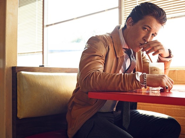 Gambar Foto Miles Teller di Majalah GQ Edisi Agustus 2014