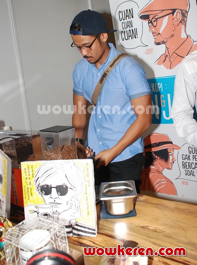 Gambar Foto Chico Jericho di Jumpa Pers 'Filosofi Kopi' POPCON - Day 1
