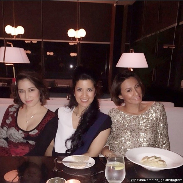 Gambar Foto Davina Veronica Bersama Temna-Temannya