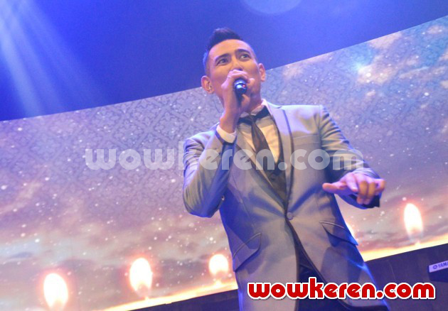 Rio Febrian: Berita, Foto, Video, Lirik Lagu, Profil & Bio 