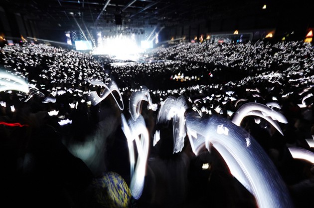 Gambar Foto EXO-L Hong Kong Meriahkan 'EXO PLANET # 2 - The EXO'luXion'