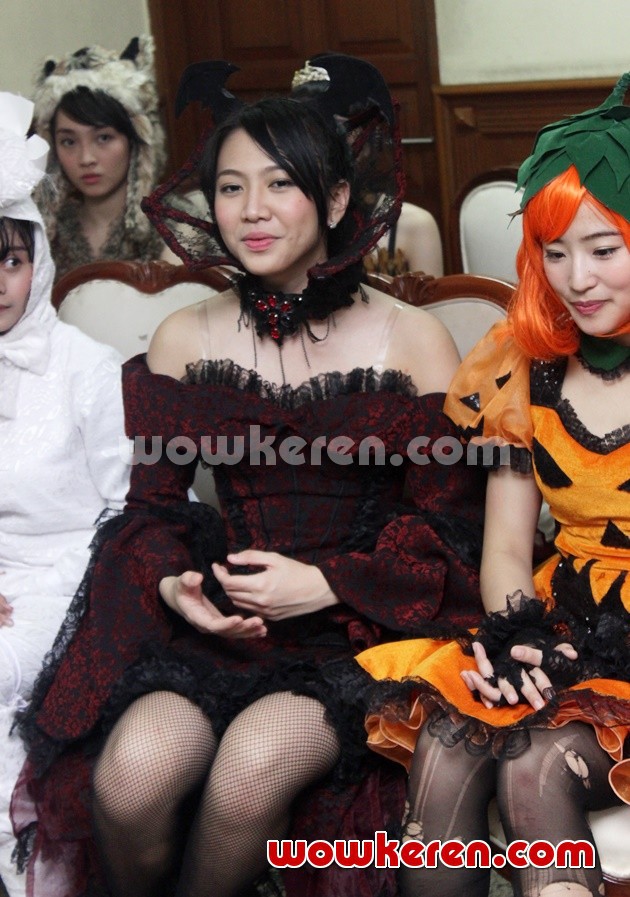 Gambar Foto Shania Junianatha JKT48 di Handshake Festival 'Refrain Penuh Harapan'