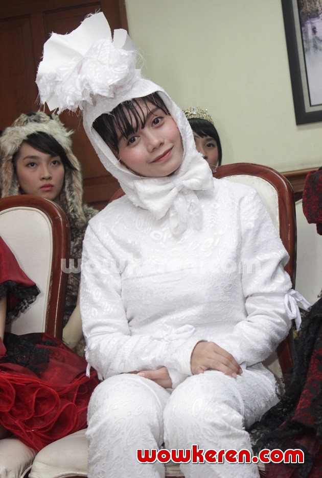 Gambar Foto Sisil JKT48 di Handshake Festival 'Refrain Penuh Harapan'