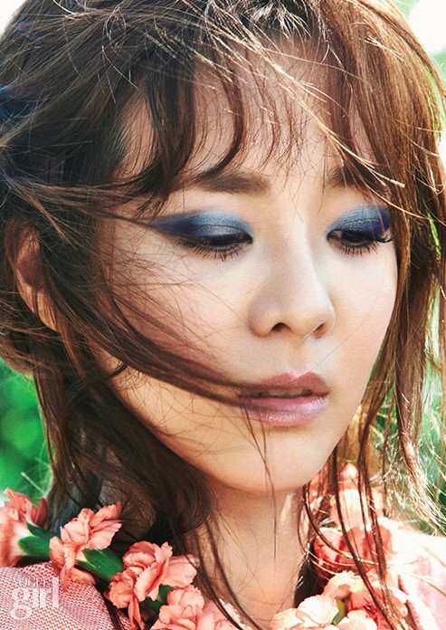 Gambar Foto Sandara Park 2NE1 di Majalah Vogue Girl Edisi Juli 2015