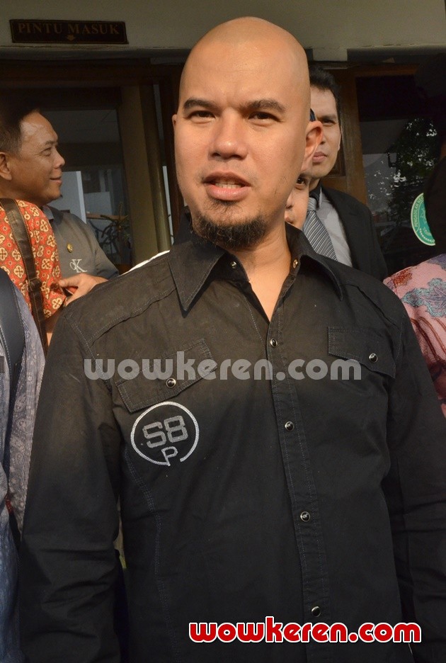 Gambar Foto Ahmad Dhani Hadiri Sidang Pra-Peradilan
