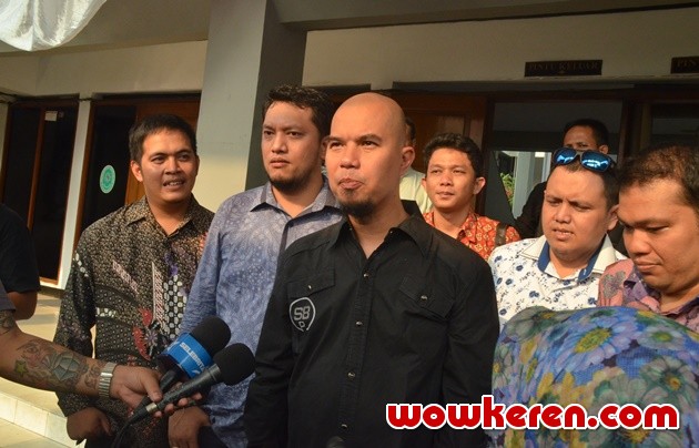 Gambar Foto Ahmad Dhani Hadiri Sidang Pra-Peradilan