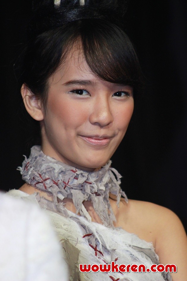 Gambar Foto Beby JKT48 Saat Launching Single 'Halloween Night'
