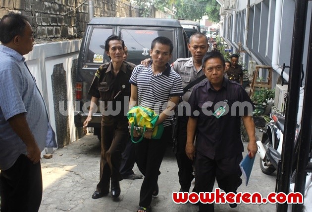Gambar Foto Robbie Abbas Jalani Sidang Lanjutan