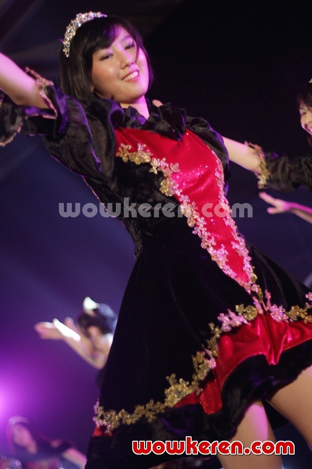 Gambar Foto Dhike JKT48 di Handshake Festival 'Refrain Penuh Harapan'