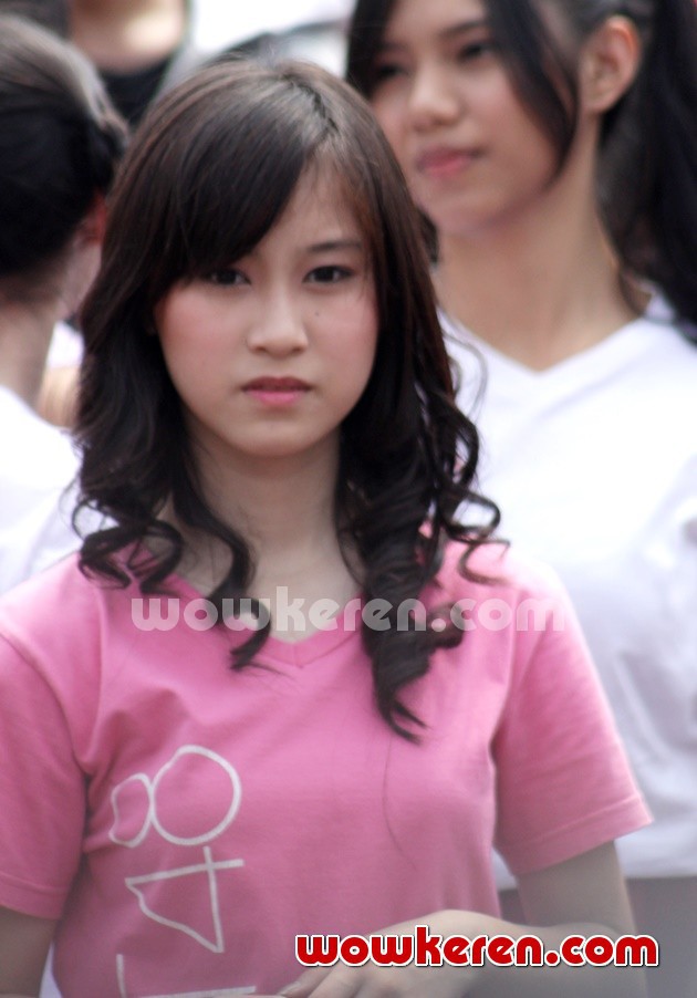 Gambar Foto Michelle JKT48 di Handshake Festival 'Refrain Penuh Harapan'