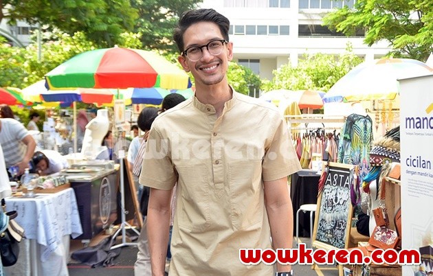 Gambar Foto Dimas Beck Ditemui di Park Inc Urban Festival