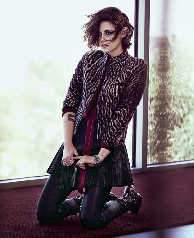 Gambar Foto Kristen Stewart di Majalah Nylon Edisi September 2015