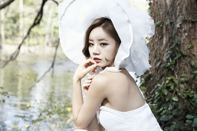 Gambar Foto Hyeri Girl's Day Photoshoot untuk 'Ring My Bell'