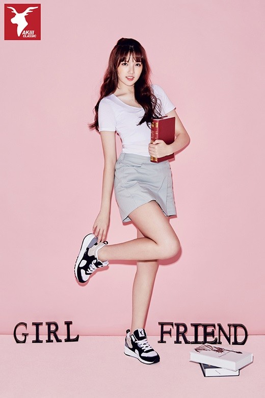 Gambar Foto Yerin G-Friend di Majalah bnt International Edisi Agustus 2015