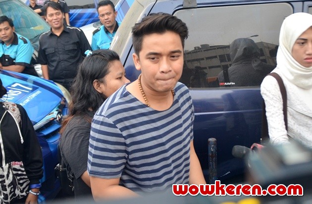 Gambar Foto Billy Syahputra Usai Syuting Program 'Rumpi'