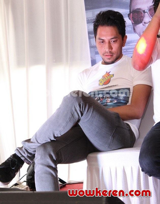 Gambar Foto Roelhilman Five Minutes Launching Album Baru Berjudul 'Ksatria'