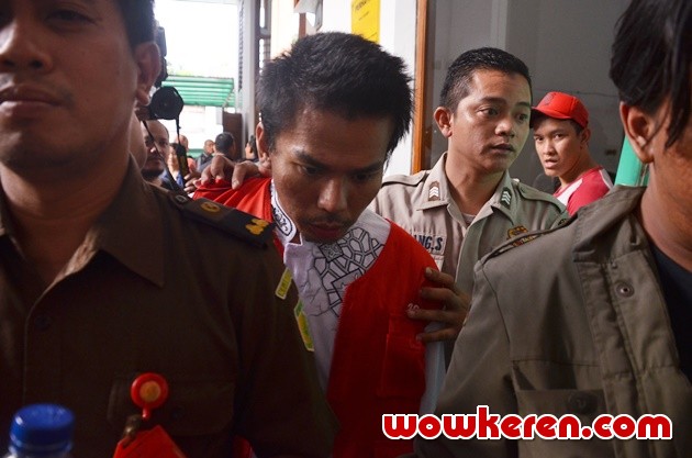 Gambar Foto Robbie Abbas Saat Sidang di Pengadilan Negeri Jakarta Selatan