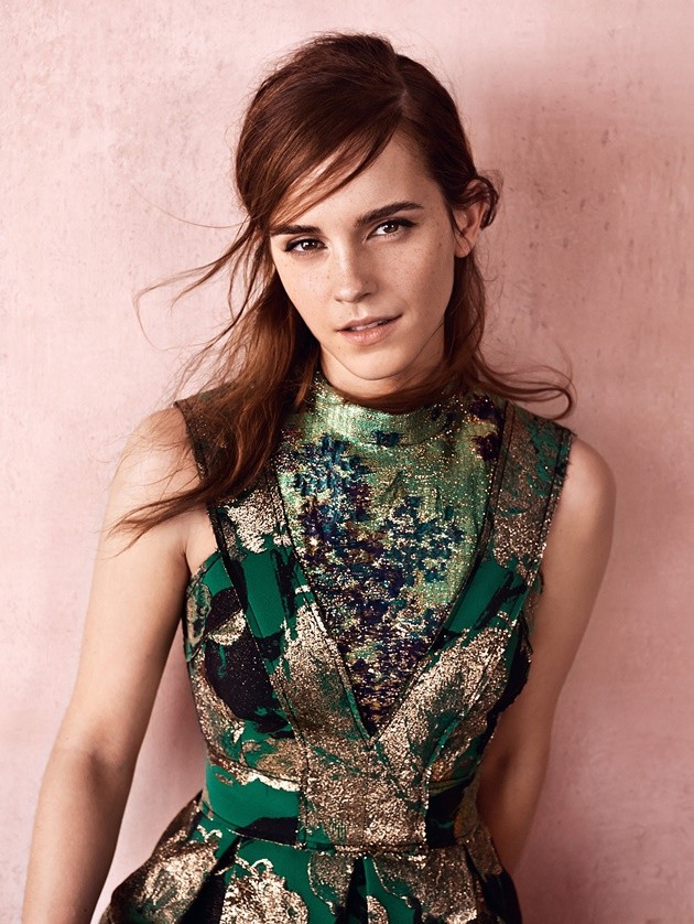 Gambar Foto Emma Watson di Majalah Vogue UK Edisi September 2015