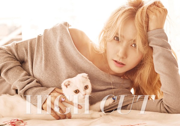 Gambar Foto Yoona Girls' Generation di Majalah High Cut Vol.155