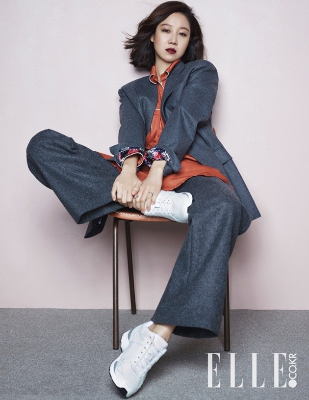 Gambar Foto Gong Hyo Jin di Majalah Elle Edisi Oktober 2015