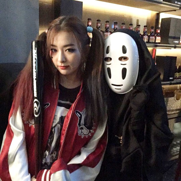 Gambar Foto Seulgi dan Wendy Red Velvet di Pesta Halloween SMTown