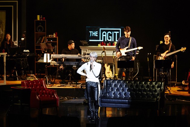 Gambar Foto Konser 'THE STORY by JONGHYUN'